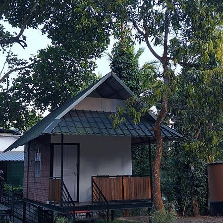 The Wayanad Club Hotel Sultan Bathery Ngoại thất bức ảnh