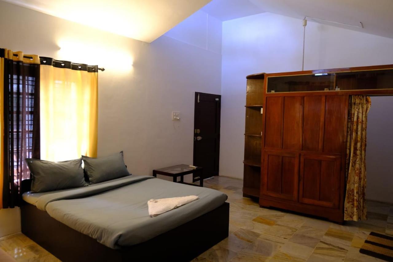 The Wayanad Club Hotel Sultan Bathery Ngoại thất bức ảnh