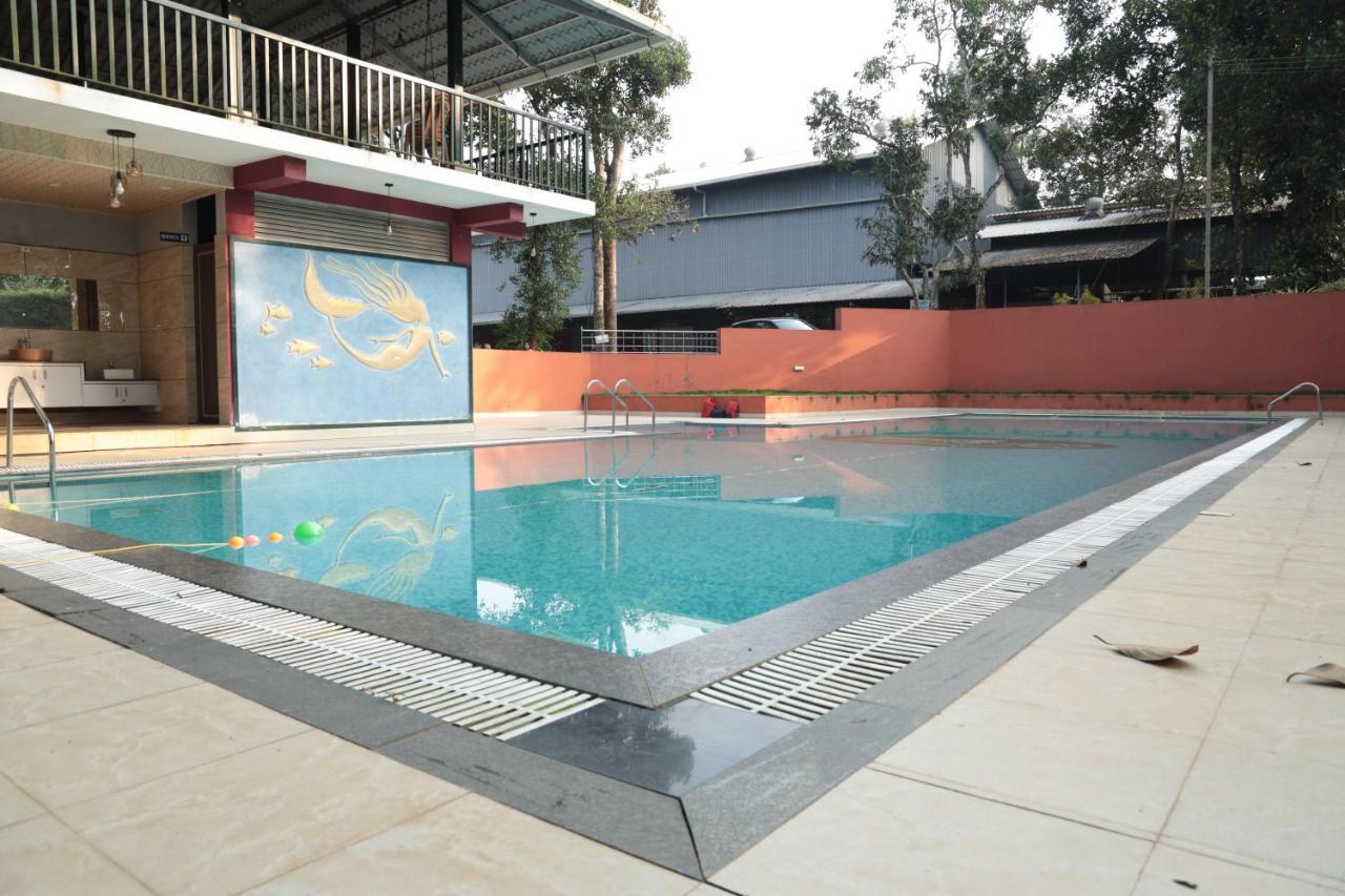 The Wayanad Club Hotel Sultan Bathery Ngoại thất bức ảnh